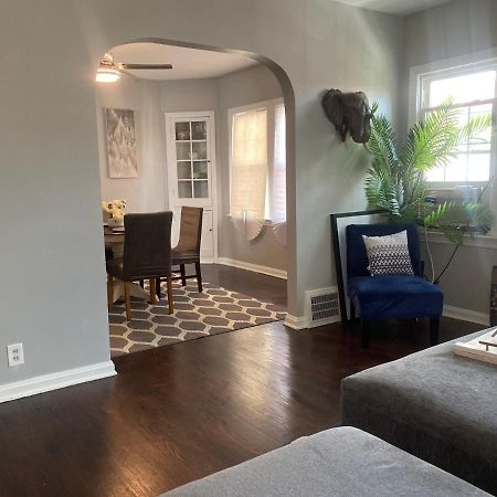 Cozy, Upstairs Apartment Pets Welcome With Fee Family Friendly Close To Everything Κλίβελαντ Εξωτερικό φωτογραφία