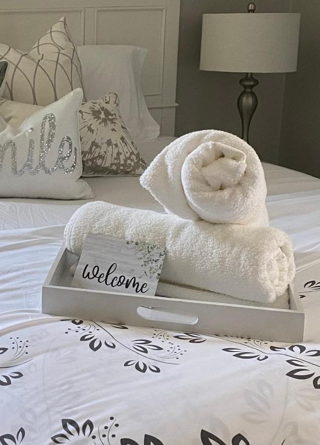 Cozy, Upstairs Apartment Pets Welcome With Fee Family Friendly Close To Everything Κλίβελαντ Εξωτερικό φωτογραφία